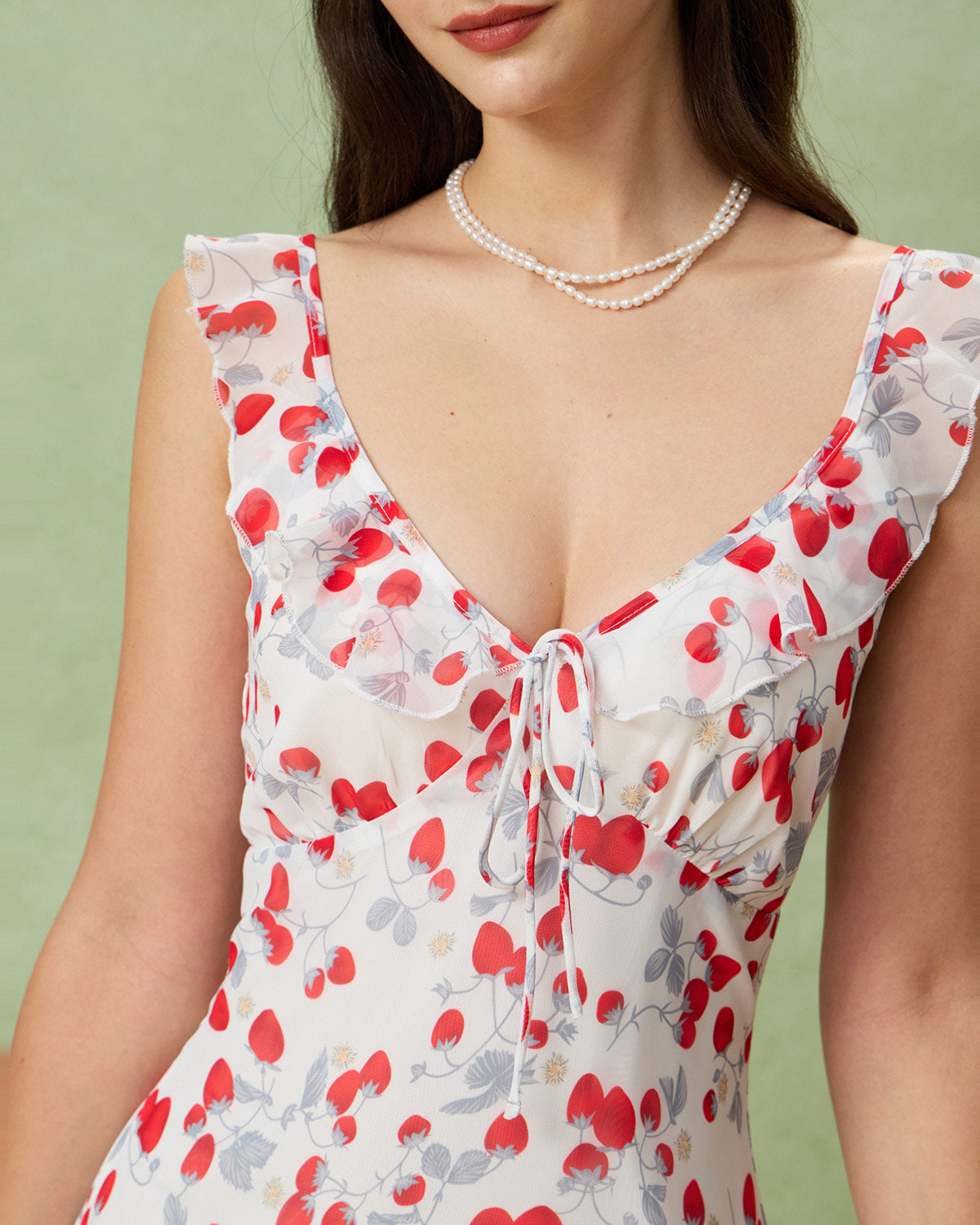 Esmée | Damen Floral-Minikleid mit V-Ausschnitt – Weiß