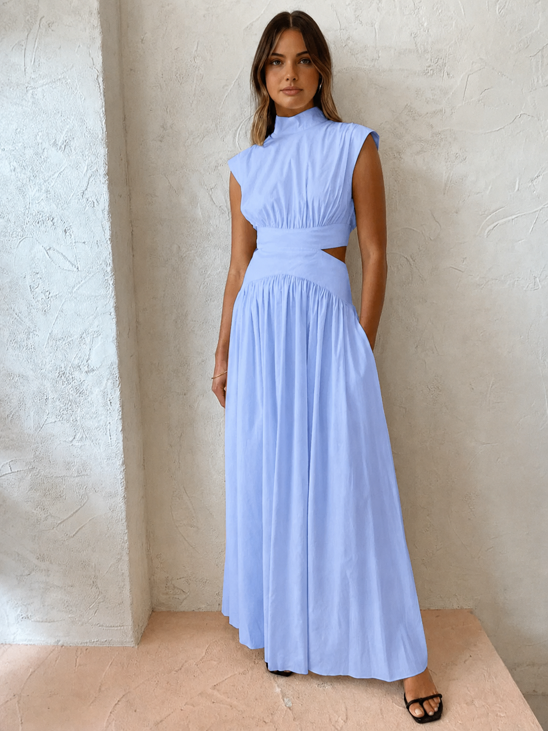 Alba | Damen Maxikleid mit Cut-Out, Stehkragen ärmellos elegant