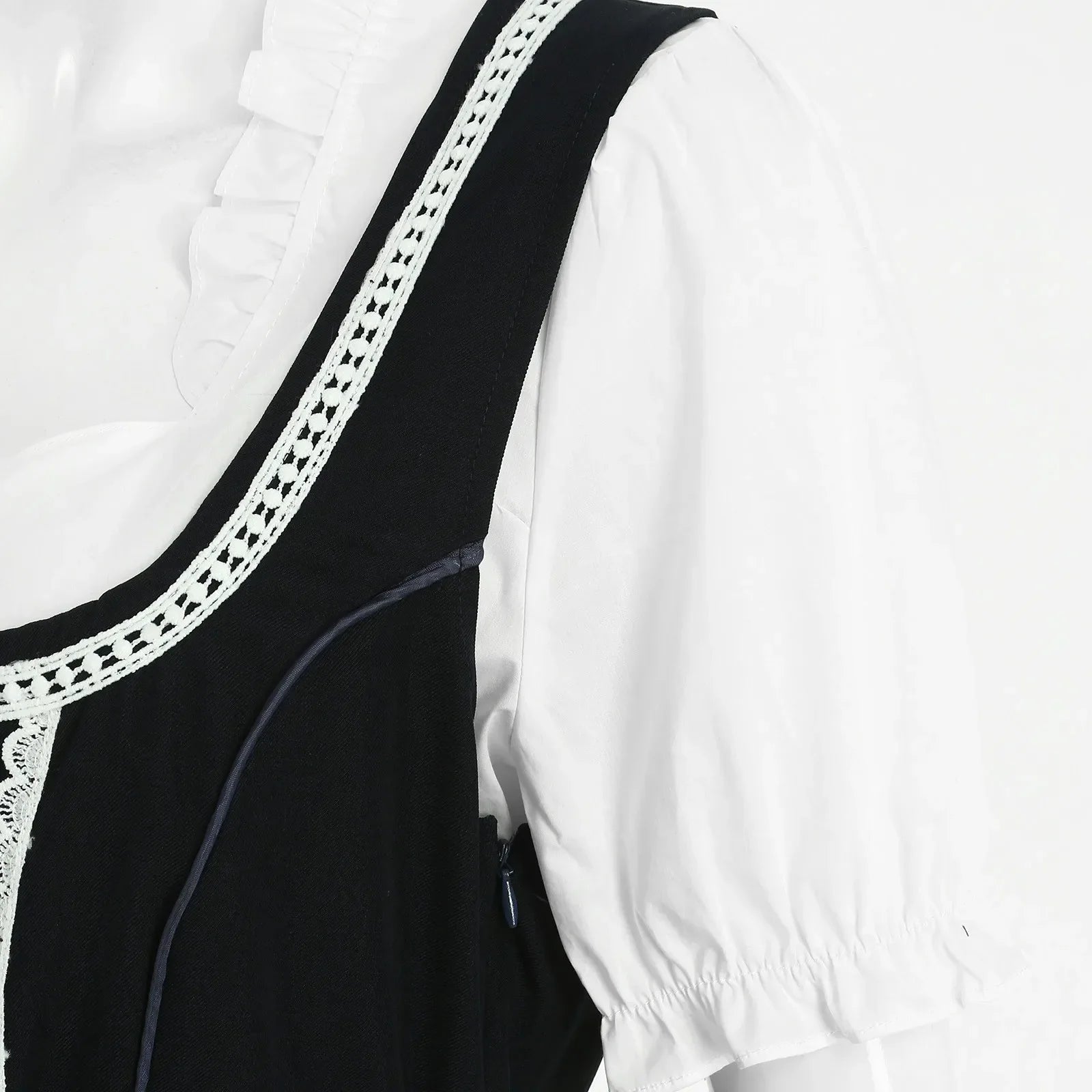Kathrin | Damen Dirndl Dunkelgrau Spitzenschürze Trachtenkleid Set