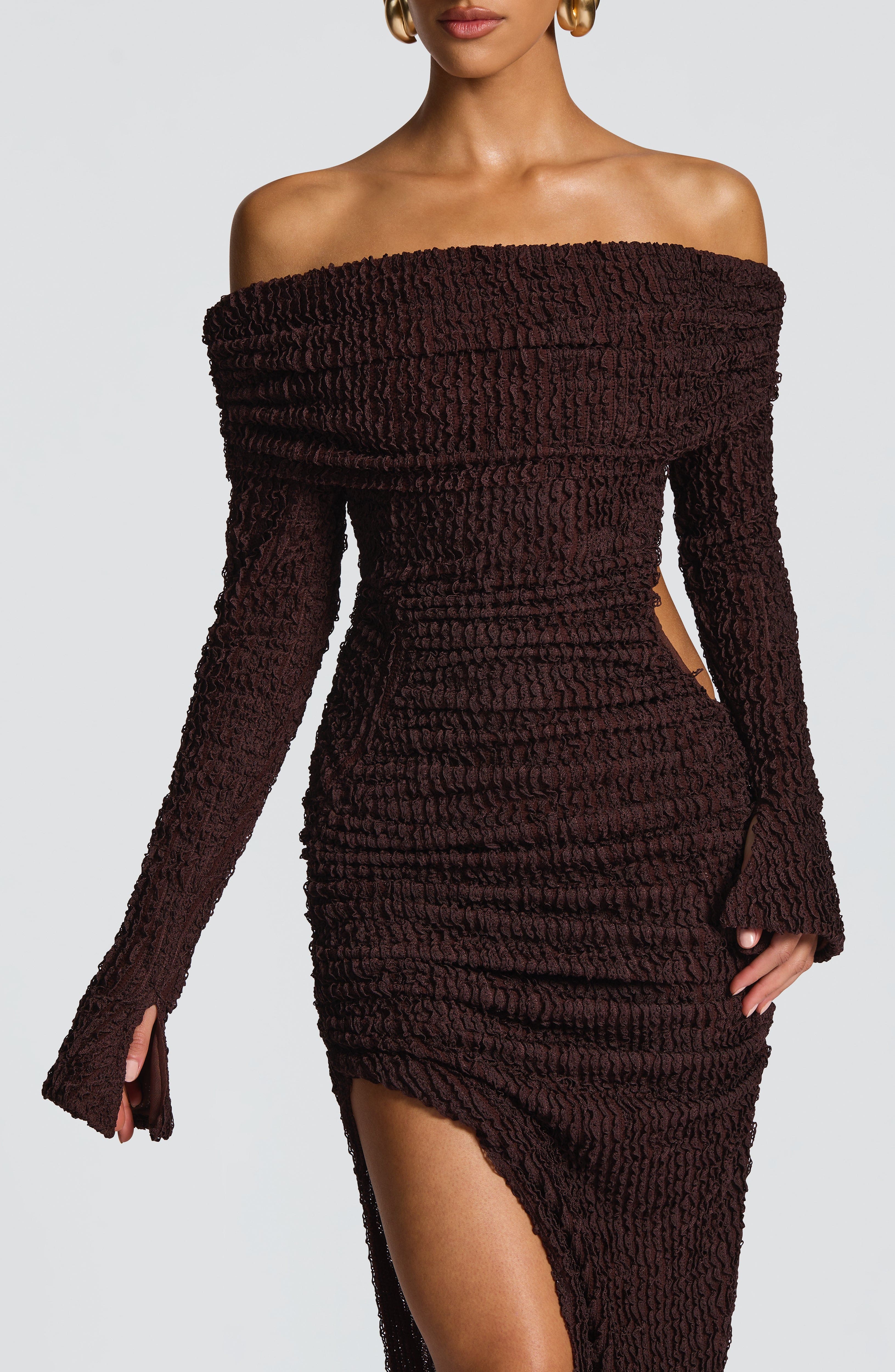Mélisande | Damen Midikleid mit Carmen-Ausschnitt und Raffung – Pflaumenbraun