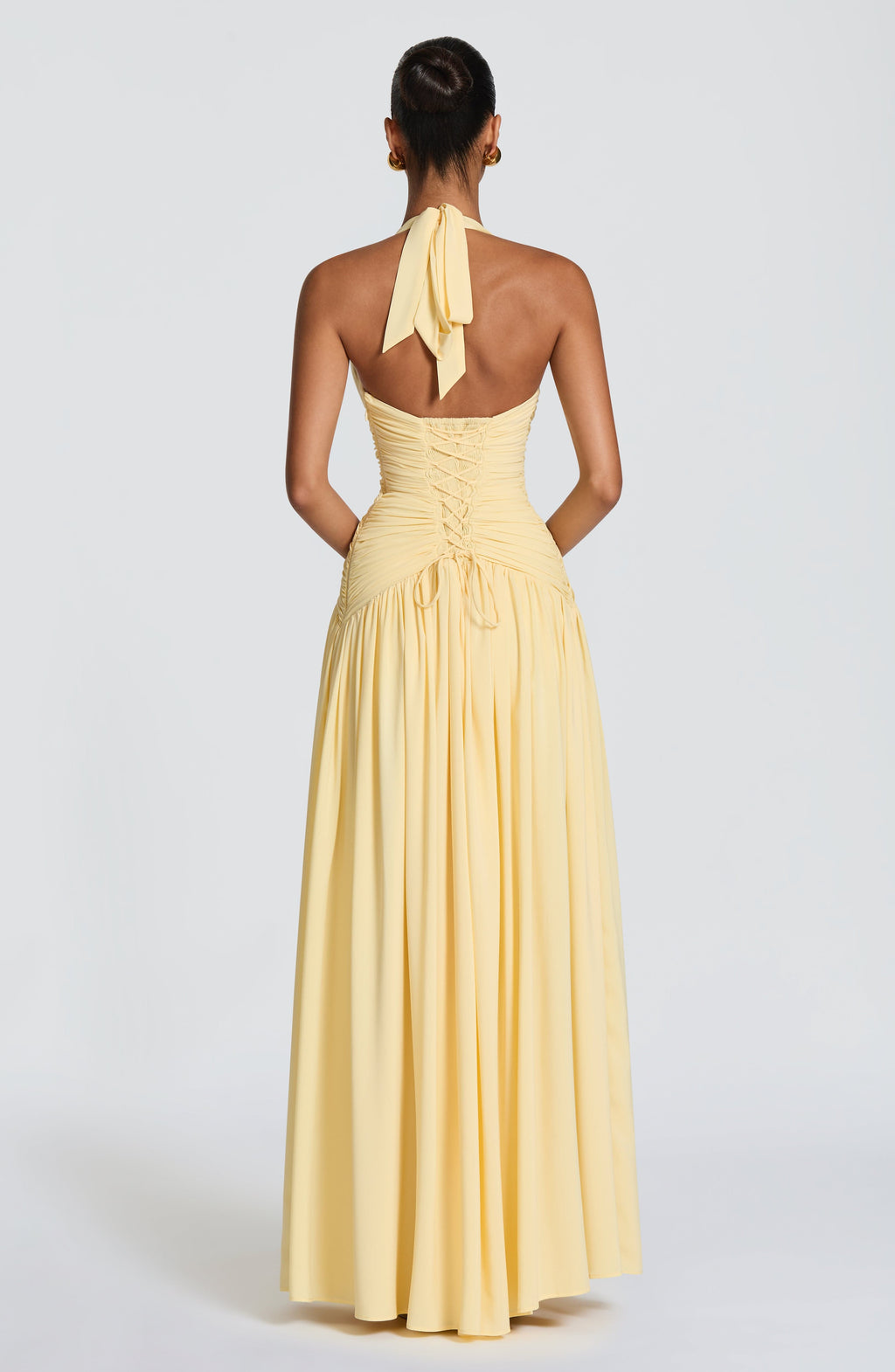 Ilaria | Damen Satin-Maxikleid mit Beinschlitz – Zitronengelb