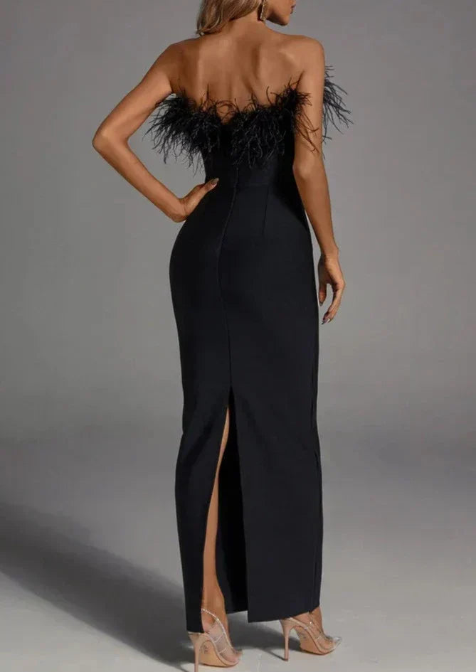 Damen Ballkleid mit Trägerlosem Schnitt und Schlichtem Mieder