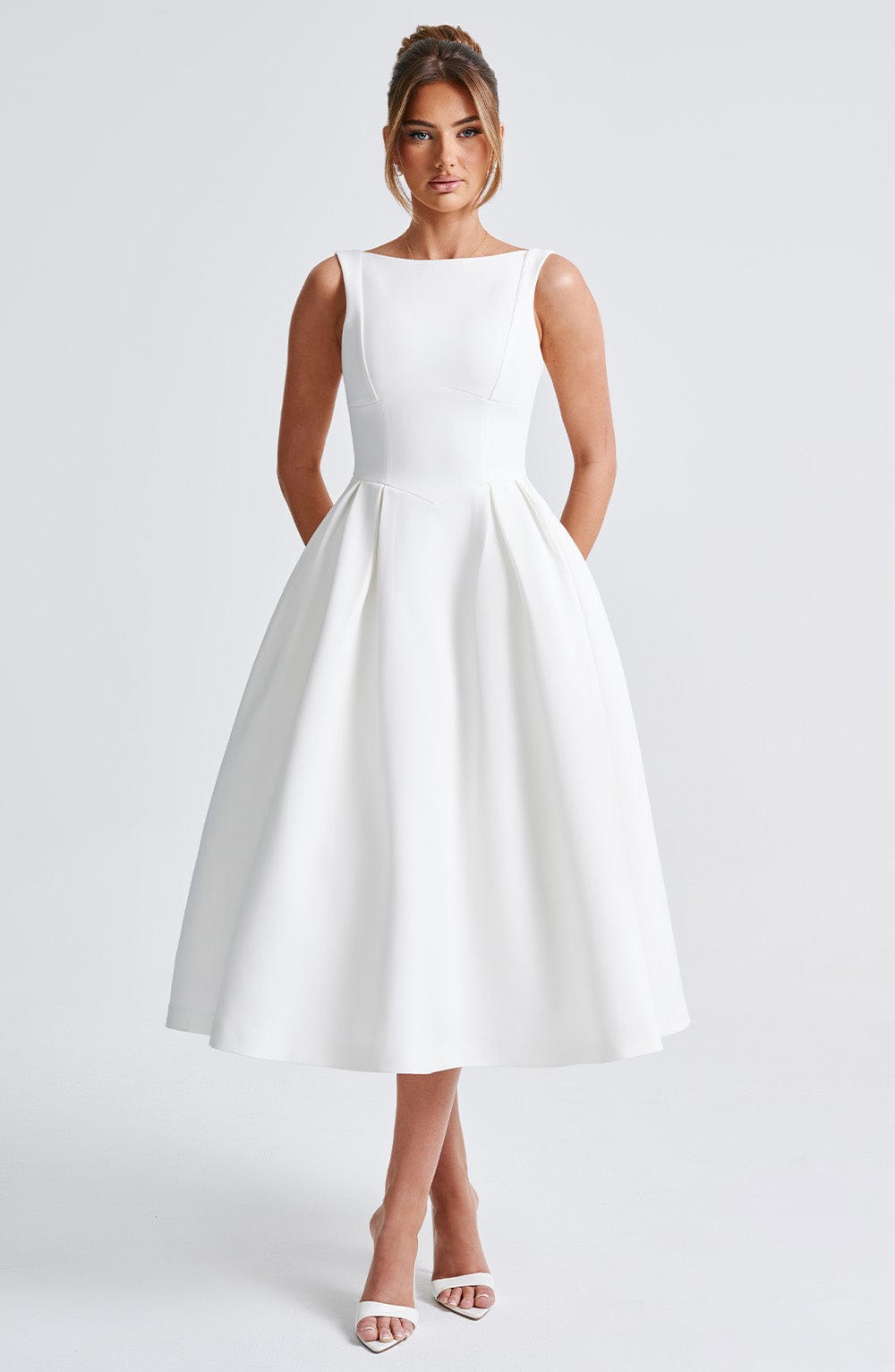 Ottilie | Damen Rückenfreies Midikleid – Elfenbein