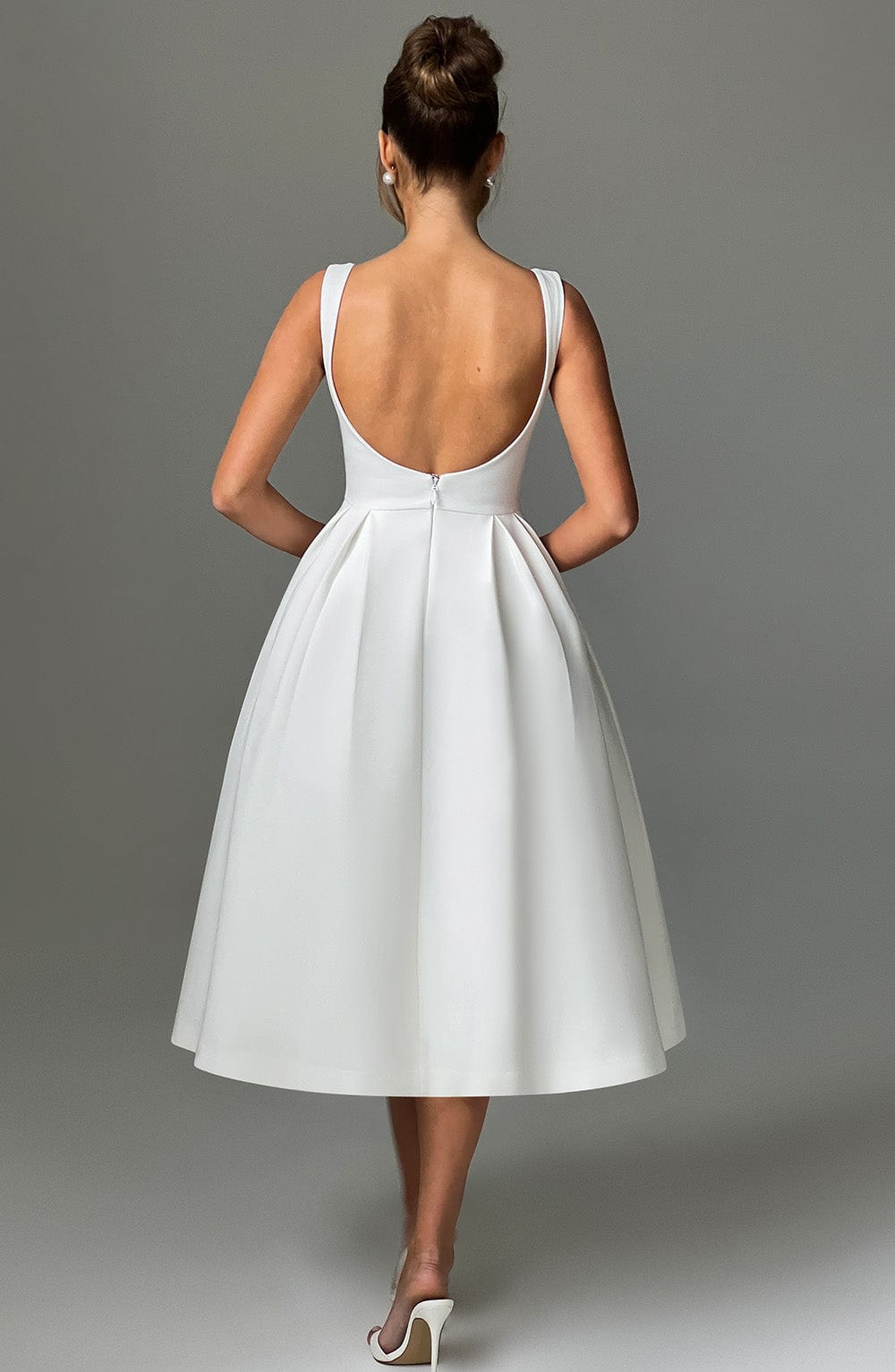 Ottilie | Damen Rückenfreies Midikleid – Elfenbein