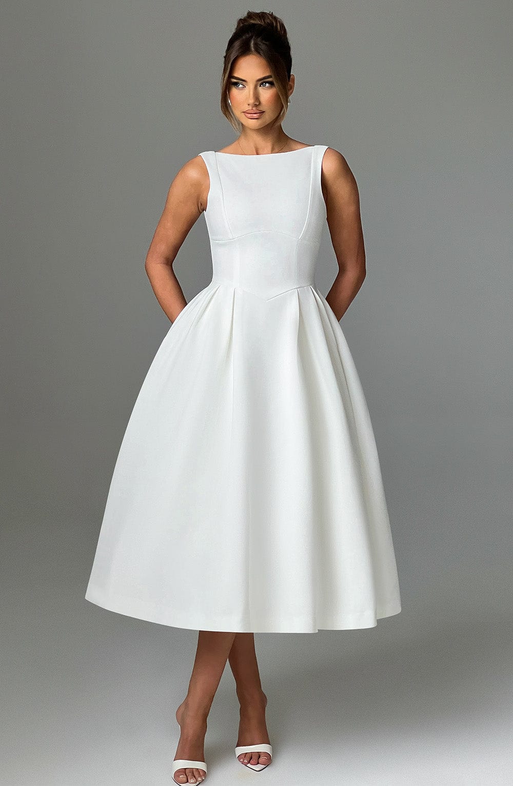 Ottilie | Damen Rückenfreies Midikleid – Elfenbein