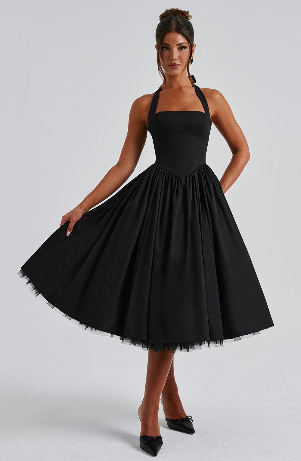 Leonora | Damen Midikleid mit Karree-Ausschnitt – Schwarz
