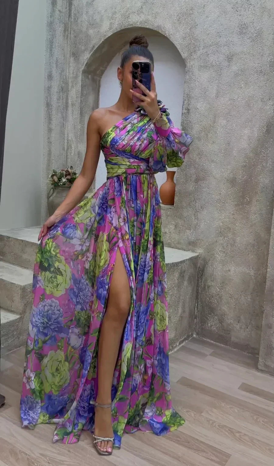 Damen Einschulter-Maxikleid mit Puffärmel und Seitenschlitz mit Blumenmuster