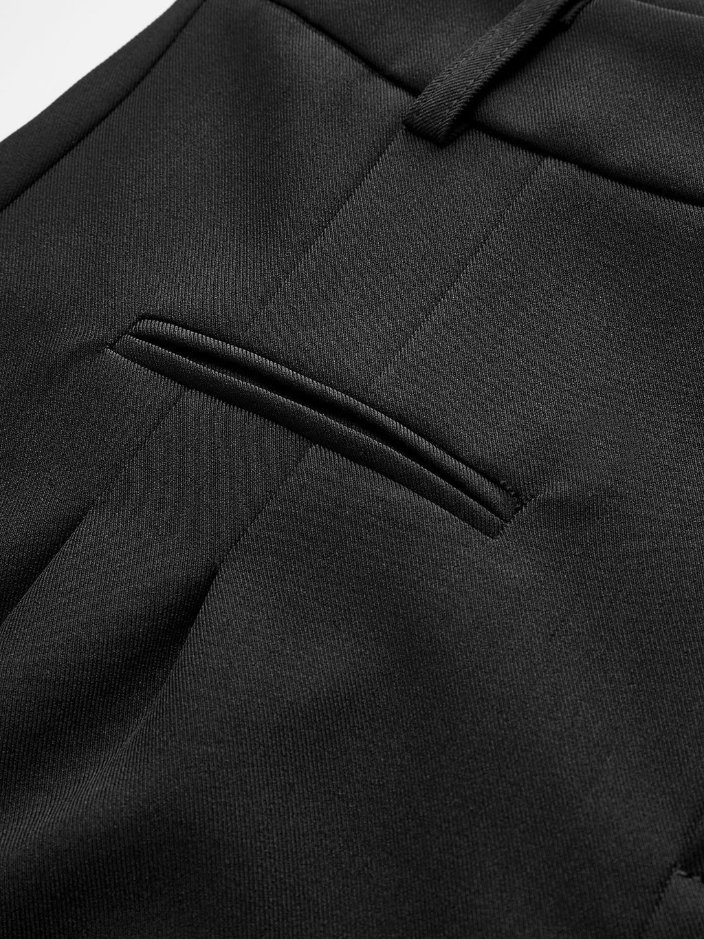 Damen Kurze Hose mit Bundfalten Gürtelschlaufen und Seitentaschen