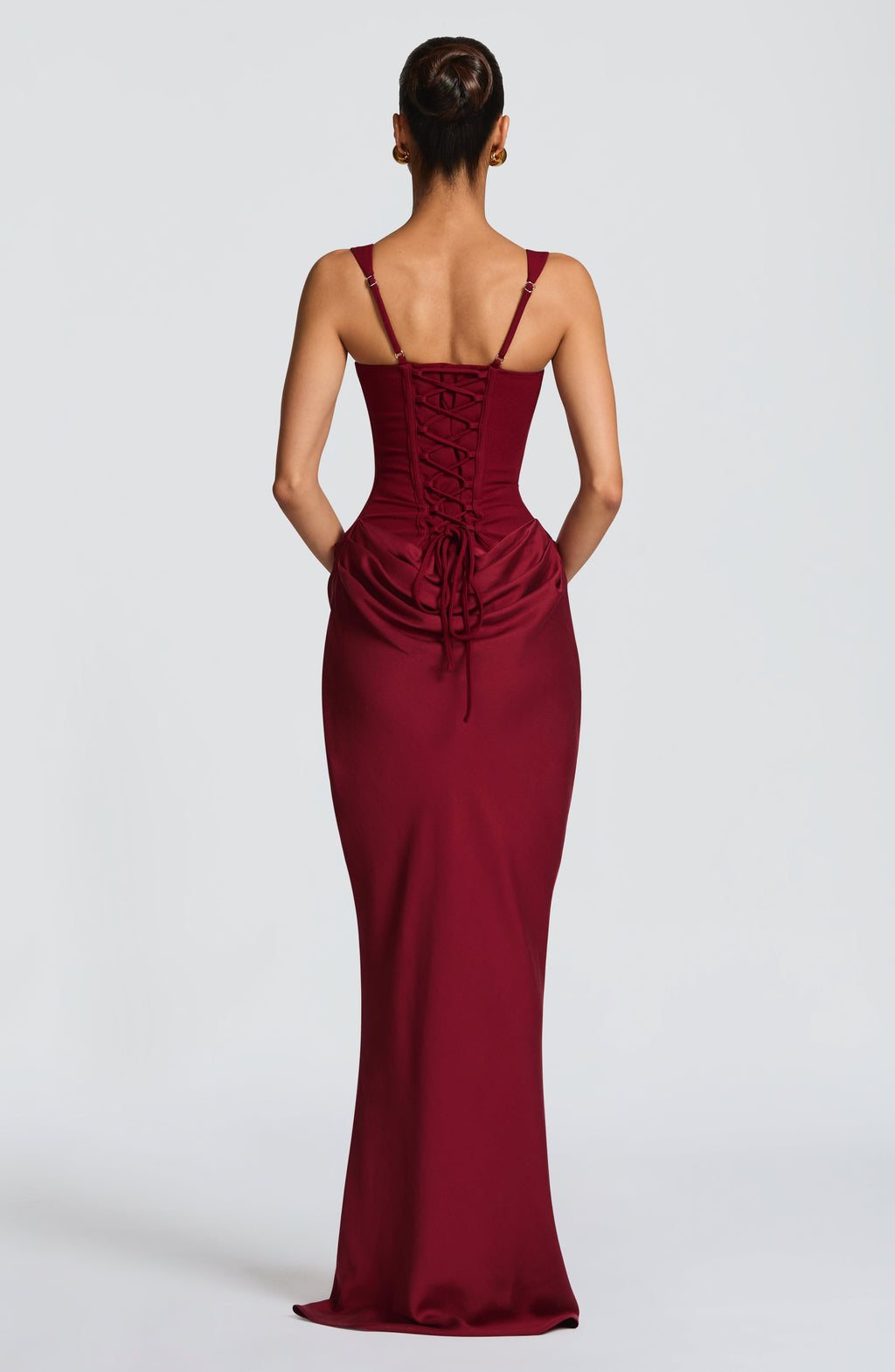Damen Langes Kleid mit Korsettoberteil breiten Schulterträgern und seitlicher Raffung