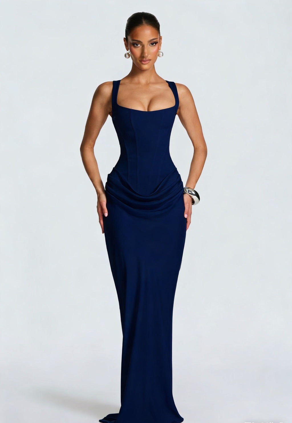 Damen Langes Kleid mit Korsettoberteil breiten Schulterträgern und seitlicher Raffung