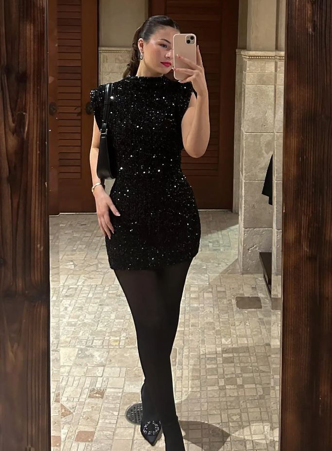 Damen Pailletten Minikleid mit Stehkragen und betonten Schultern