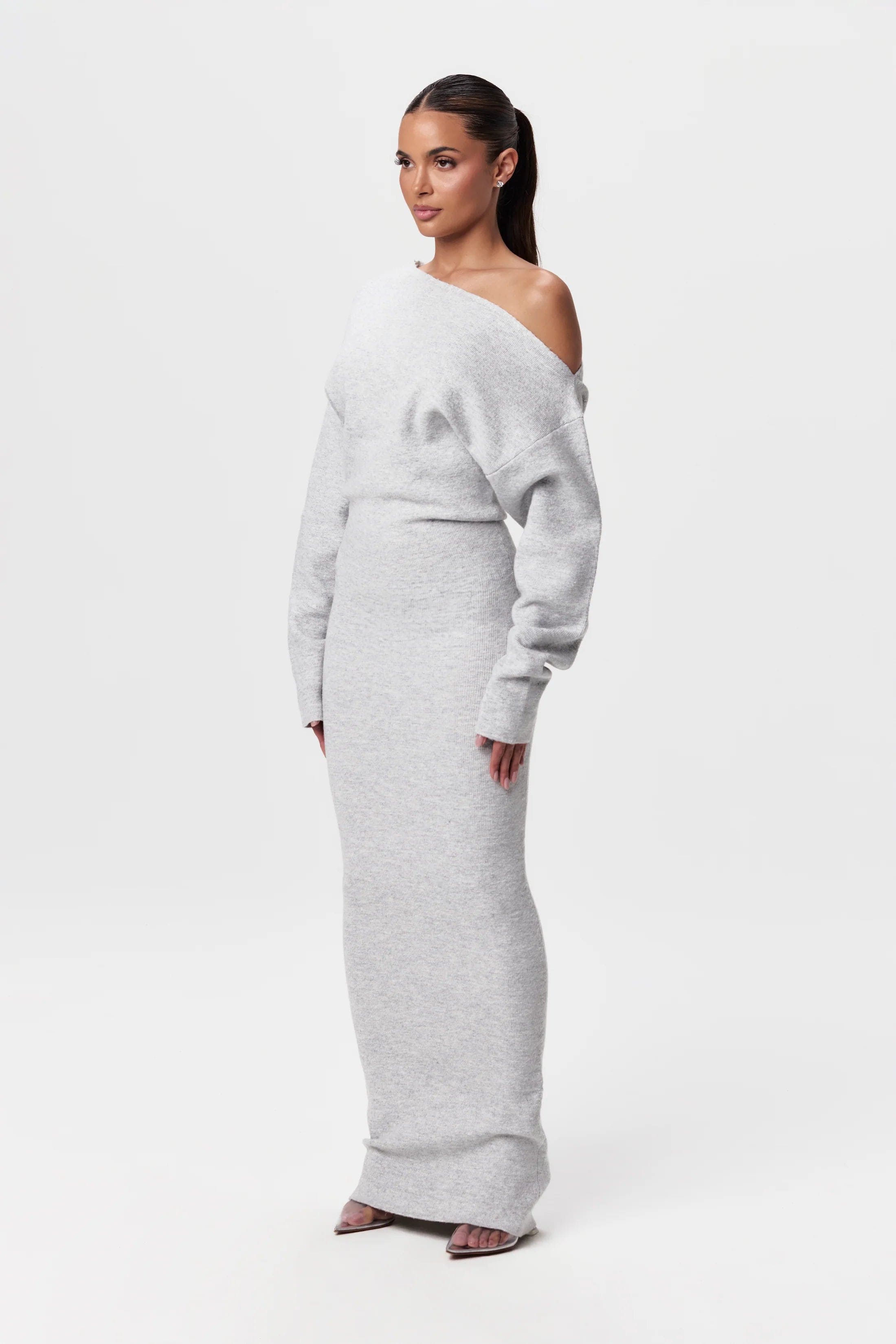 Damen Schulterfreies Strickkleid mit Asymmetrischem Ausschnitt Langen Ärmeln und Maxilänge
