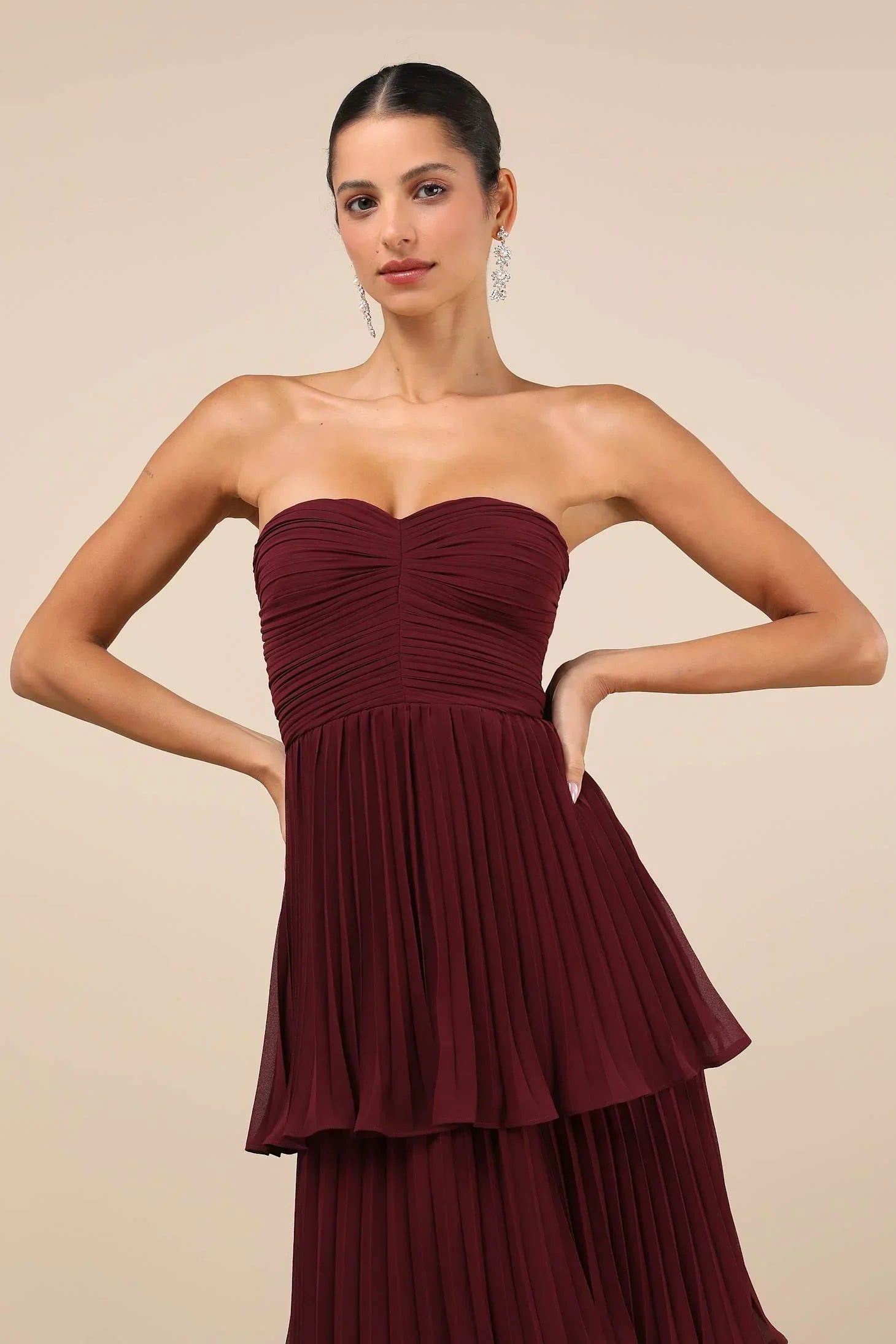 Damen Trägerloses Maxikleid mit Herzdekolleté Gerafftem Oberteil und Stufenrock