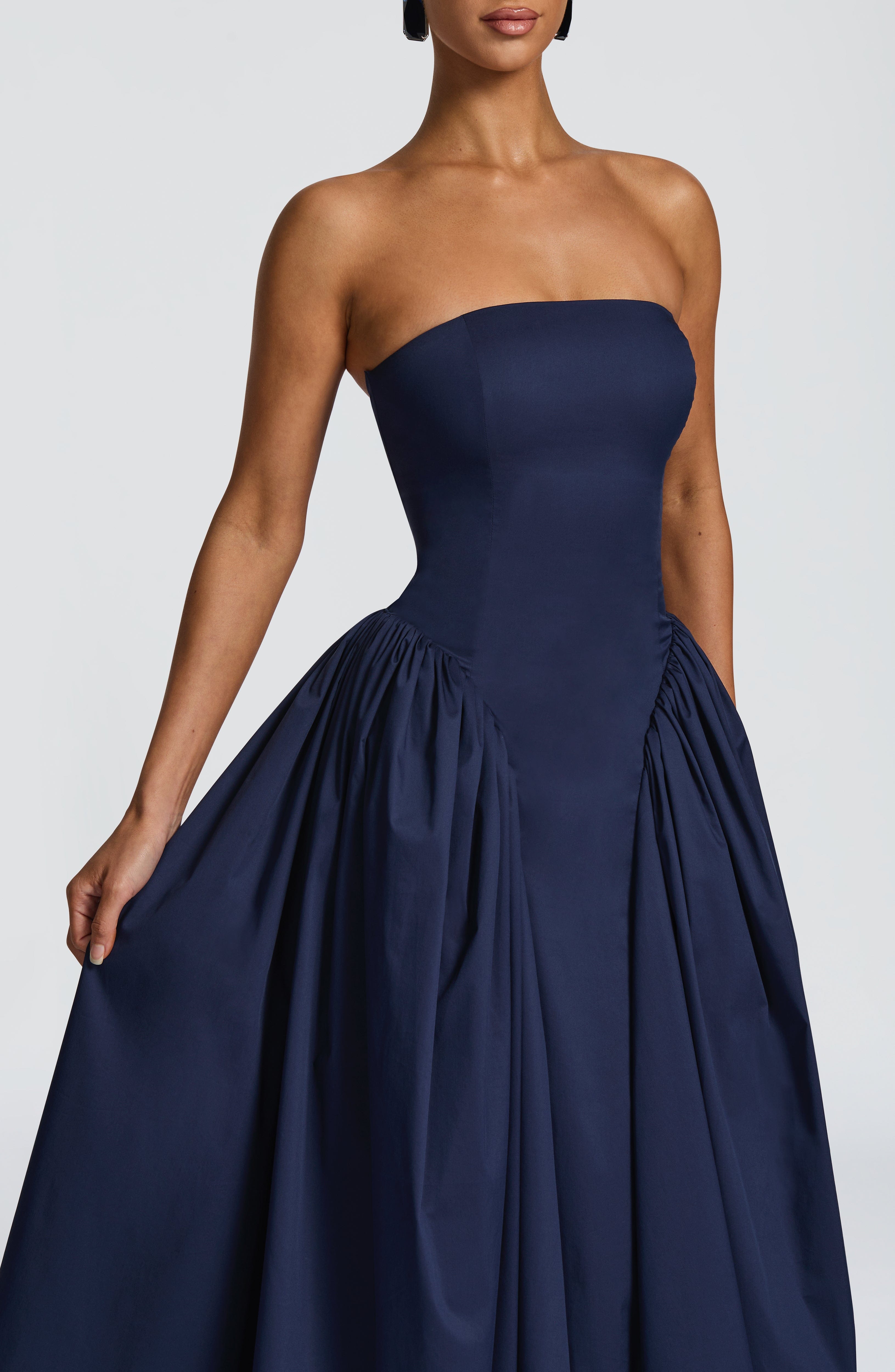 Isabeau | Damen Trägerloses Corsagen-Midikleid – Dunkelblau