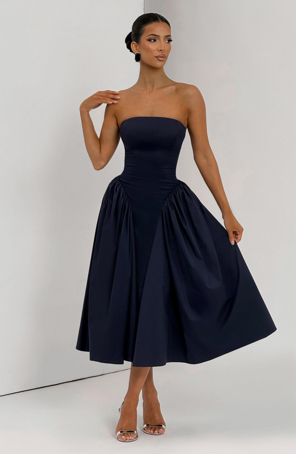 Isabeau | Damen Trägerloses Corsagen-Midikleid – Dunkelblau