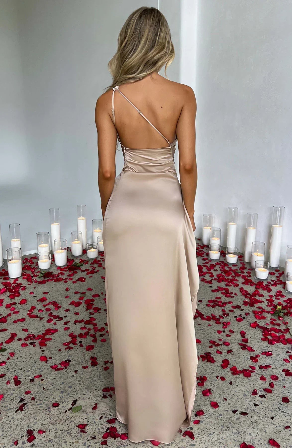 Lysandra | Damen One-Shoulder Abendkleid mit Schlitz