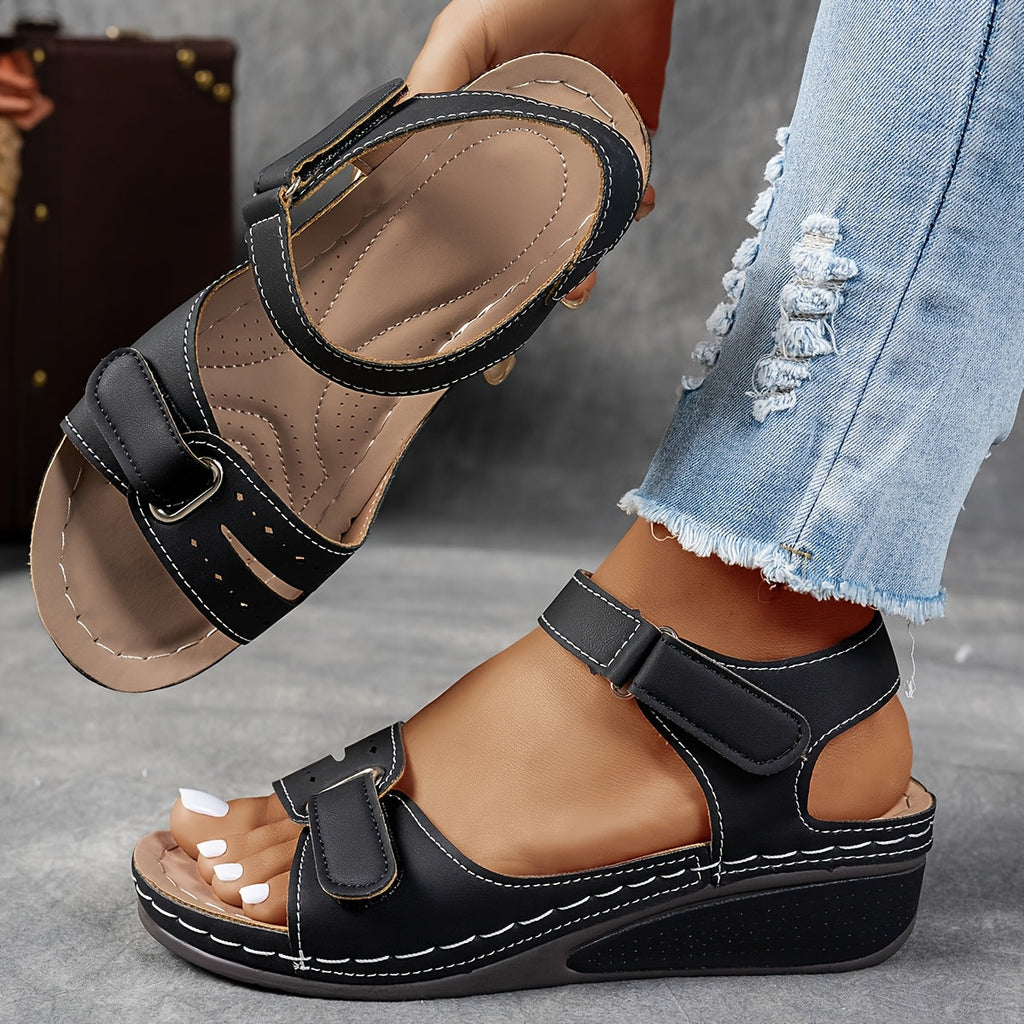 Sandalen Damen mit zwei Klettverschluss-Riemen und Kontrastnähten
