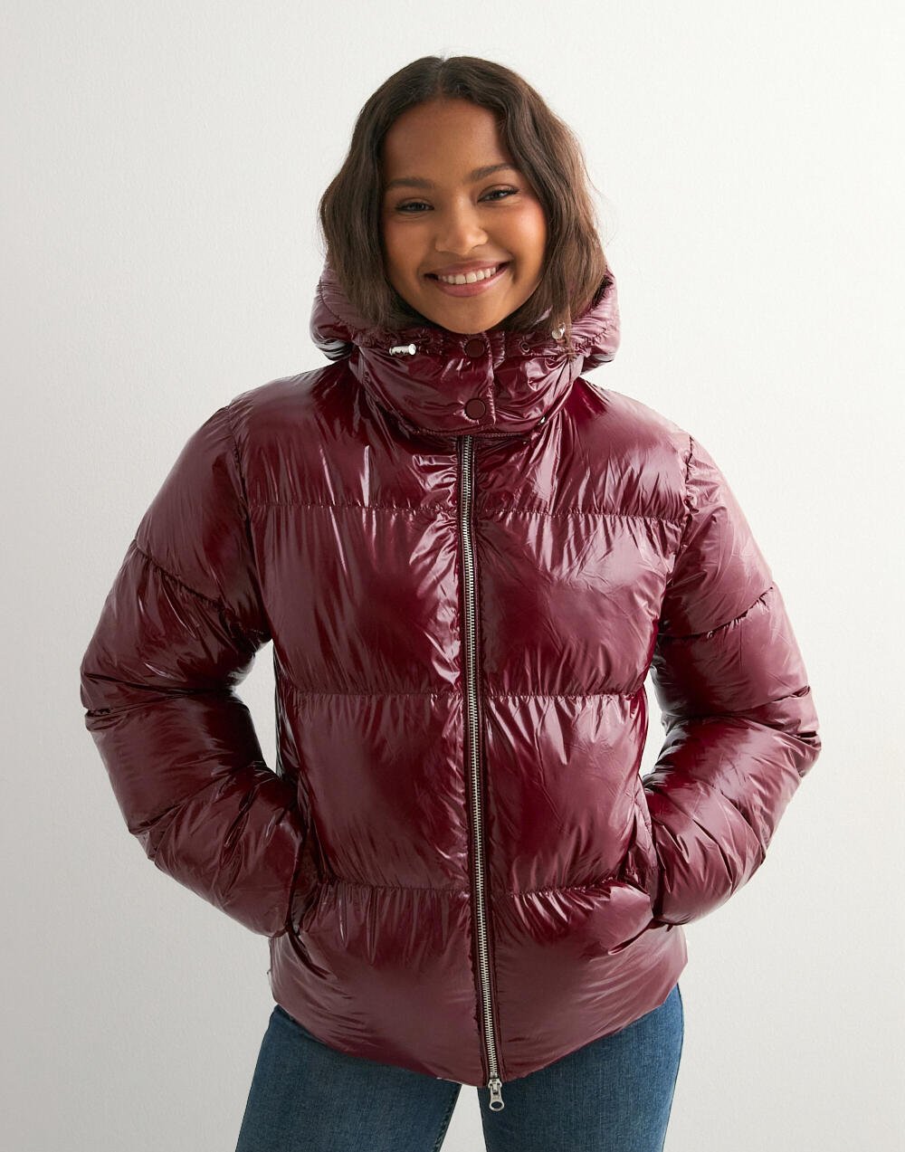 Shiné Bordeaux Puffer Jacke - Velnoir™