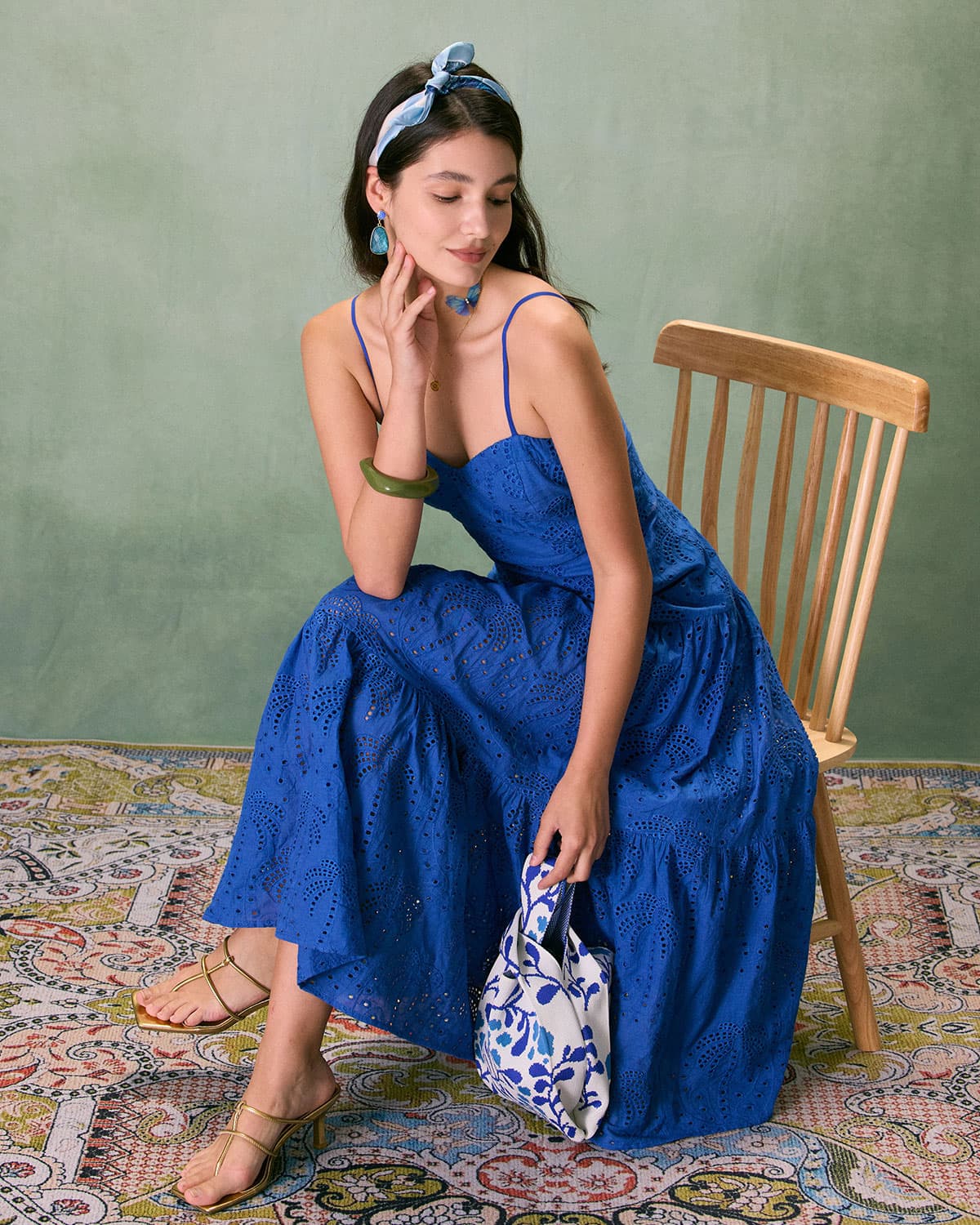 Madeleine | Damen Midikleid mit Herz-Ausschnitt – Blau