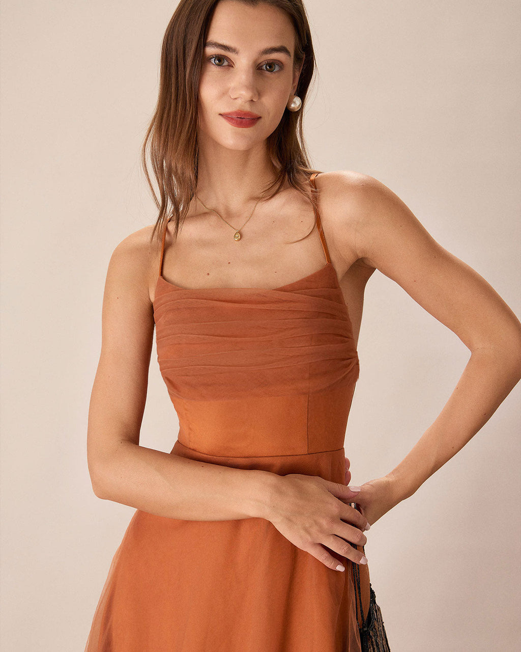 Malia | Damen Mesh-Midikleid fließend – Karamell