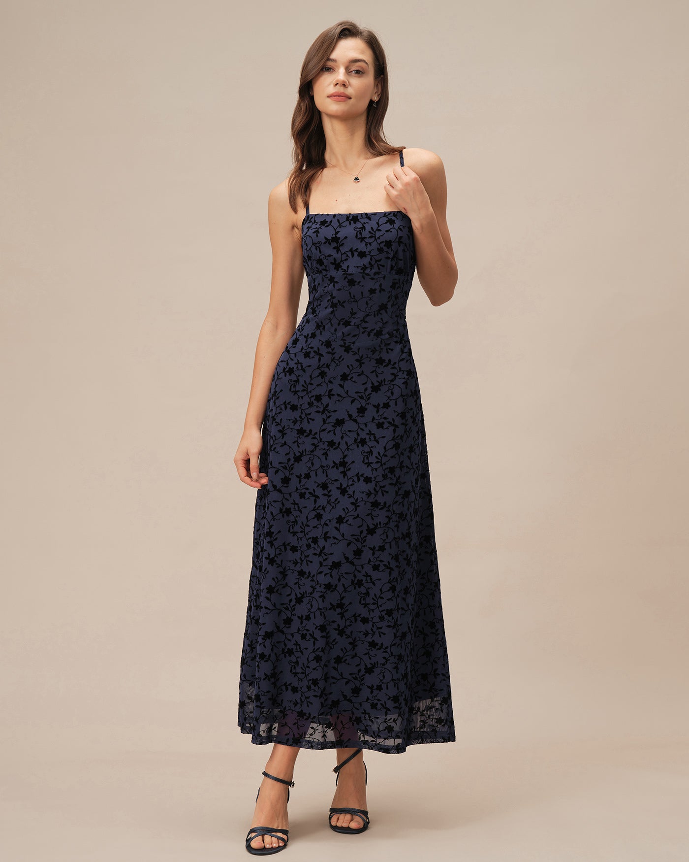 Naomi | Damen Floral-Maxikleid mit Kreuzträgern – Blau