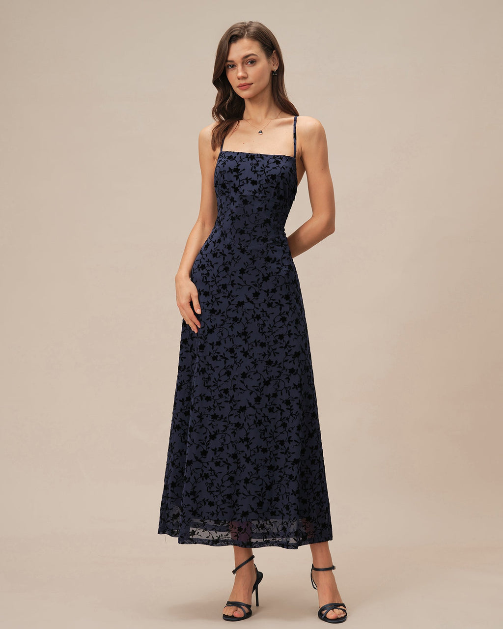 Naomi | Damen Floral-Maxikleid mit Kreuzträgern – Blau