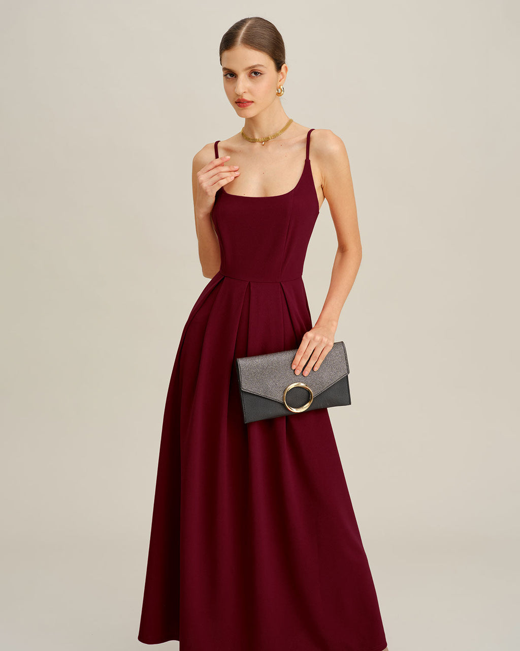 Rhea | Damen Maxikleid mit Plissee – Bordeaux