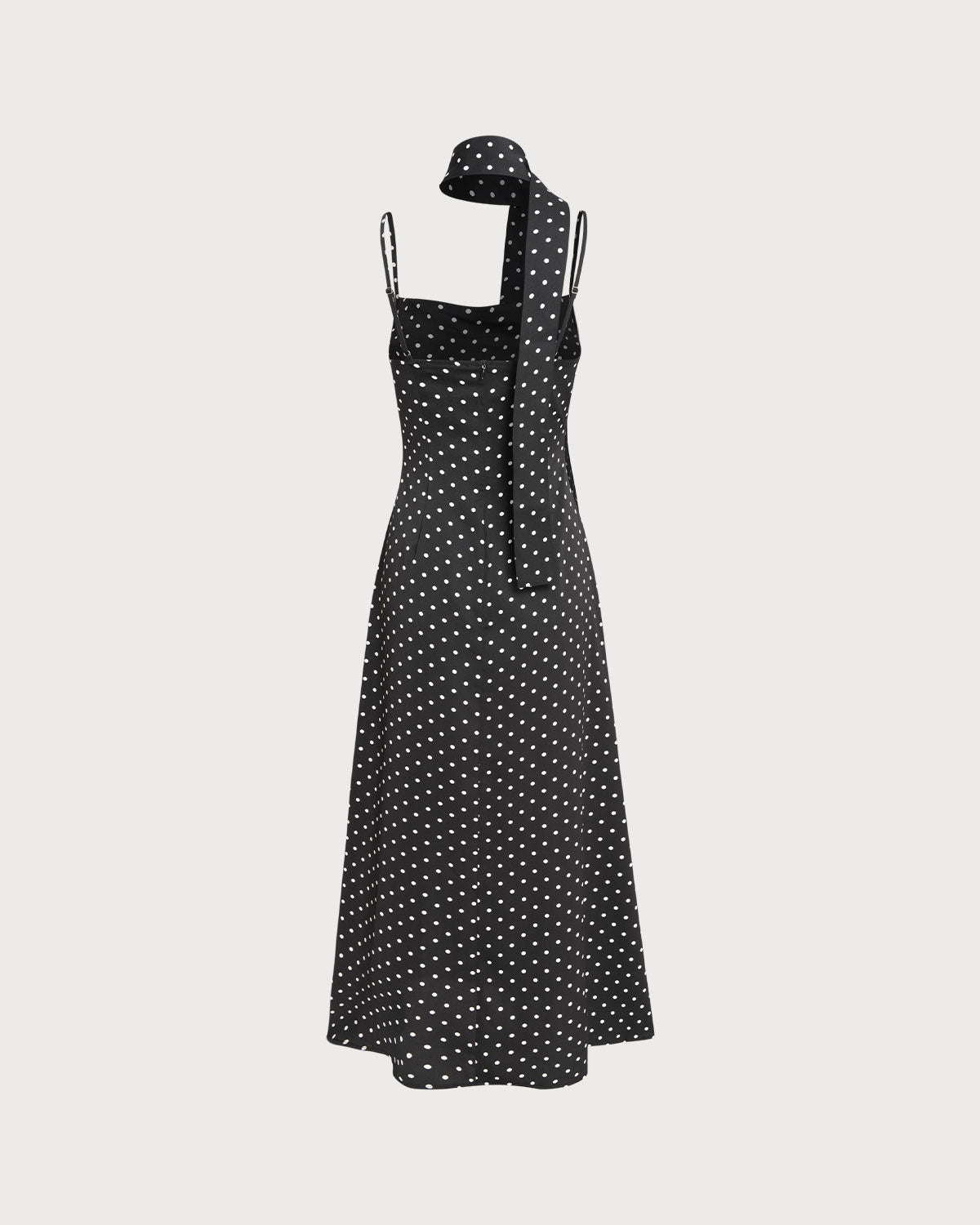 Freya | Damen Polka-Dot-Maxikleid mit Wasserfall-Ausschnitt – Schwarz