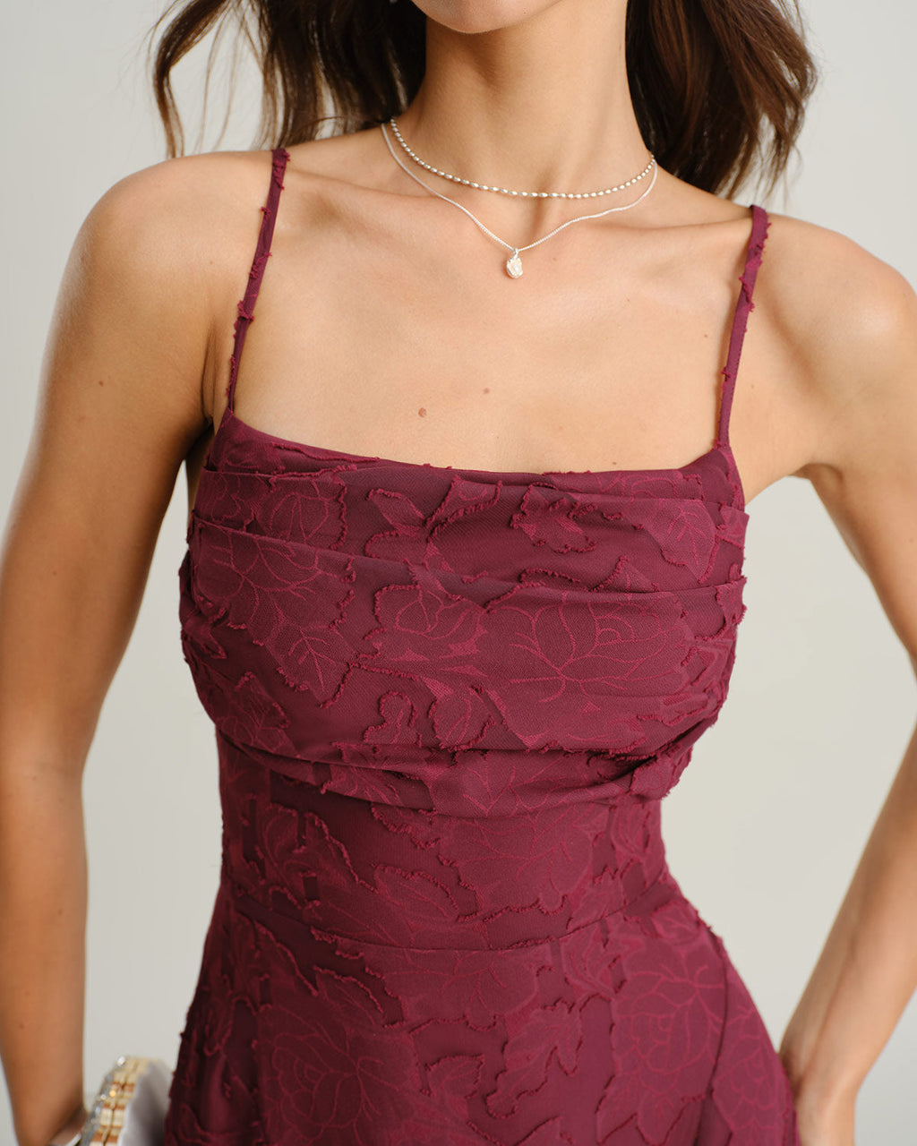 Cassandra | Damen Jacquard-Maxikleid – Bordeaux