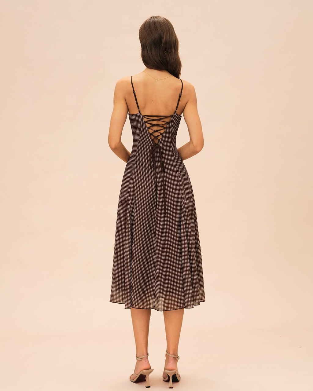 Adeline | Damen Karo-Midikleid mit Herz-Ausschnitt – Braun