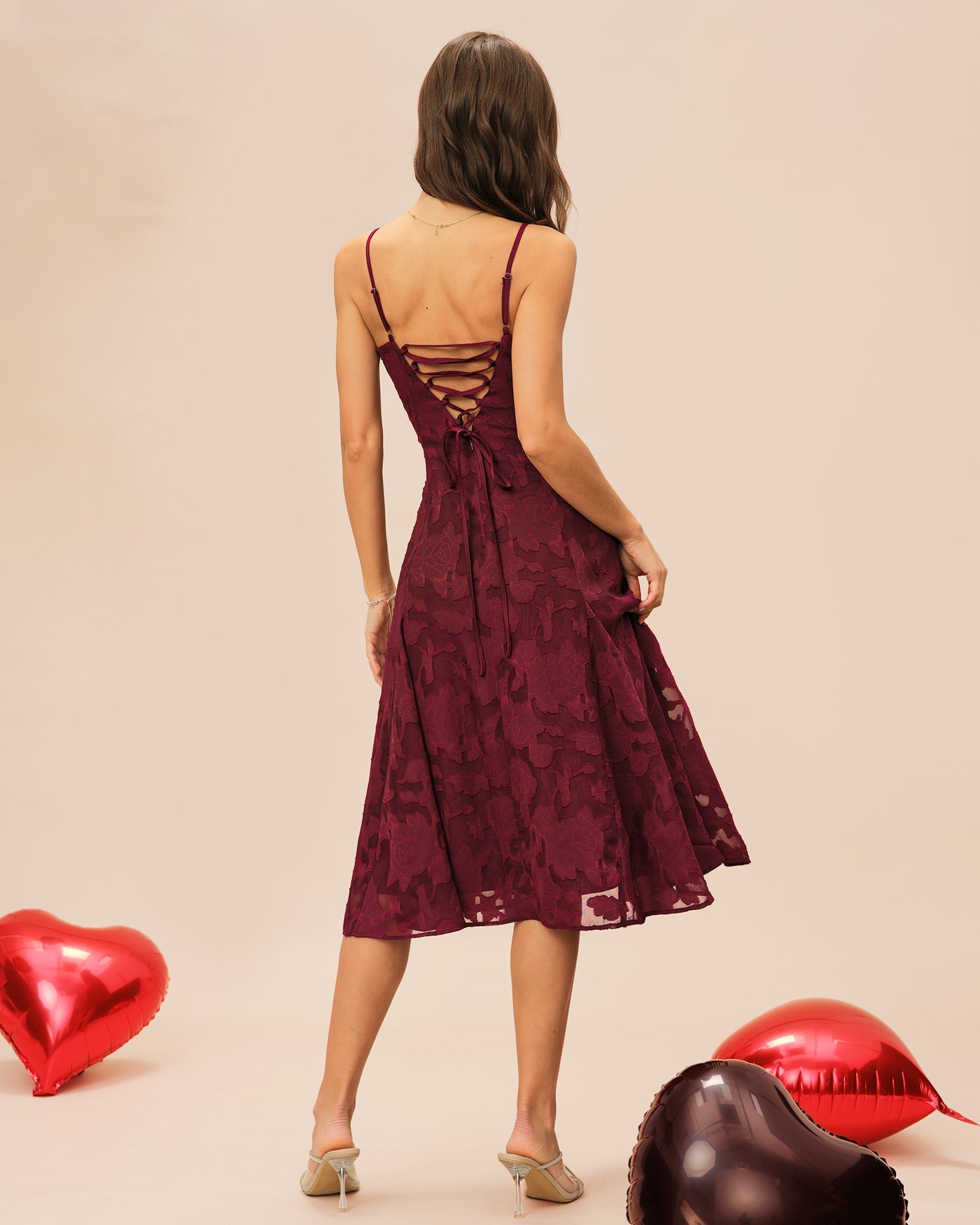 Ylva | Damen Jacquard-Midikleid mit Herz-Ausschnitt – Bordeaux