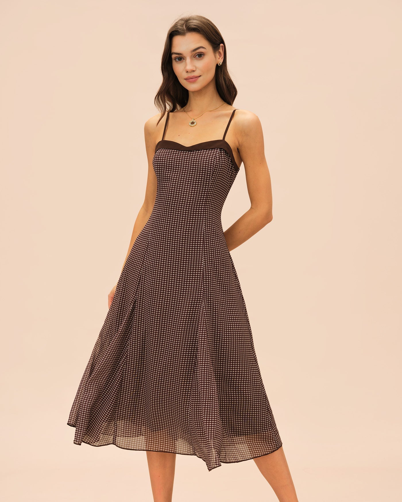Adeline | Damen Karo-Midikleid mit Herz-Ausschnitt – Braun