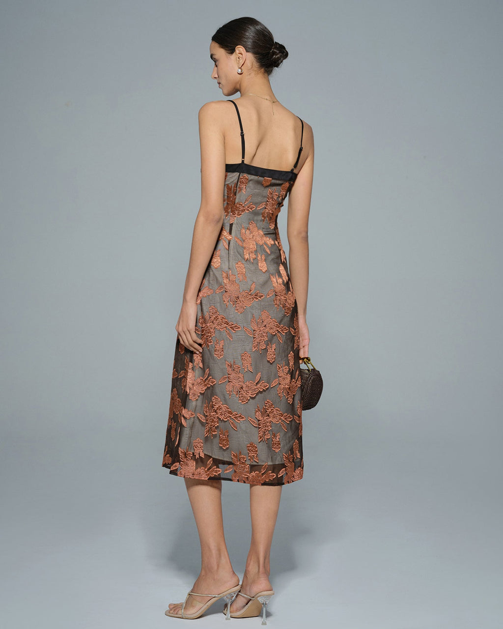 Mila | Damen Floral-Midikleid – Karamell