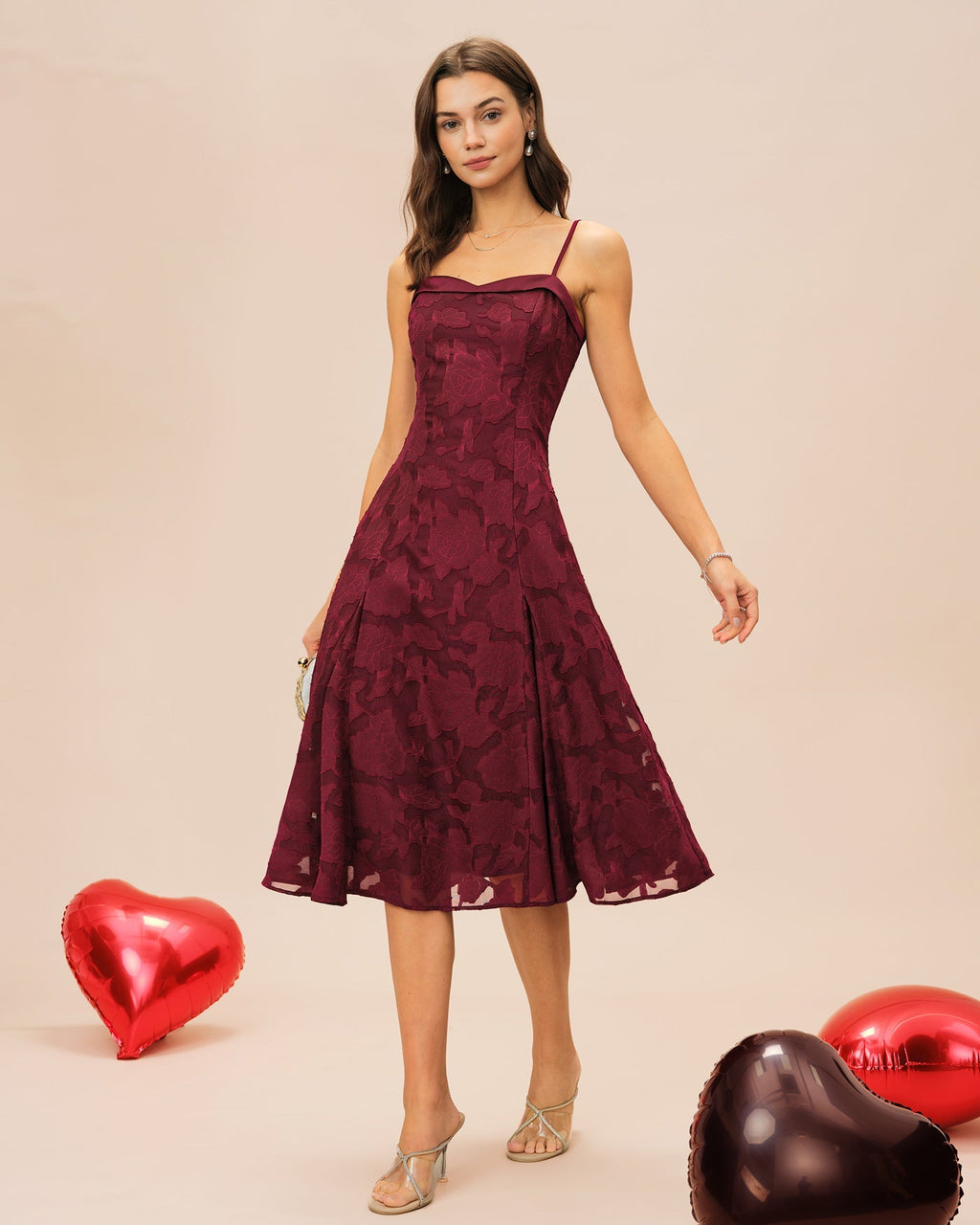 Ylva | Damen Jacquard-Midikleid mit Herz-Ausschnitt – Bordeaux