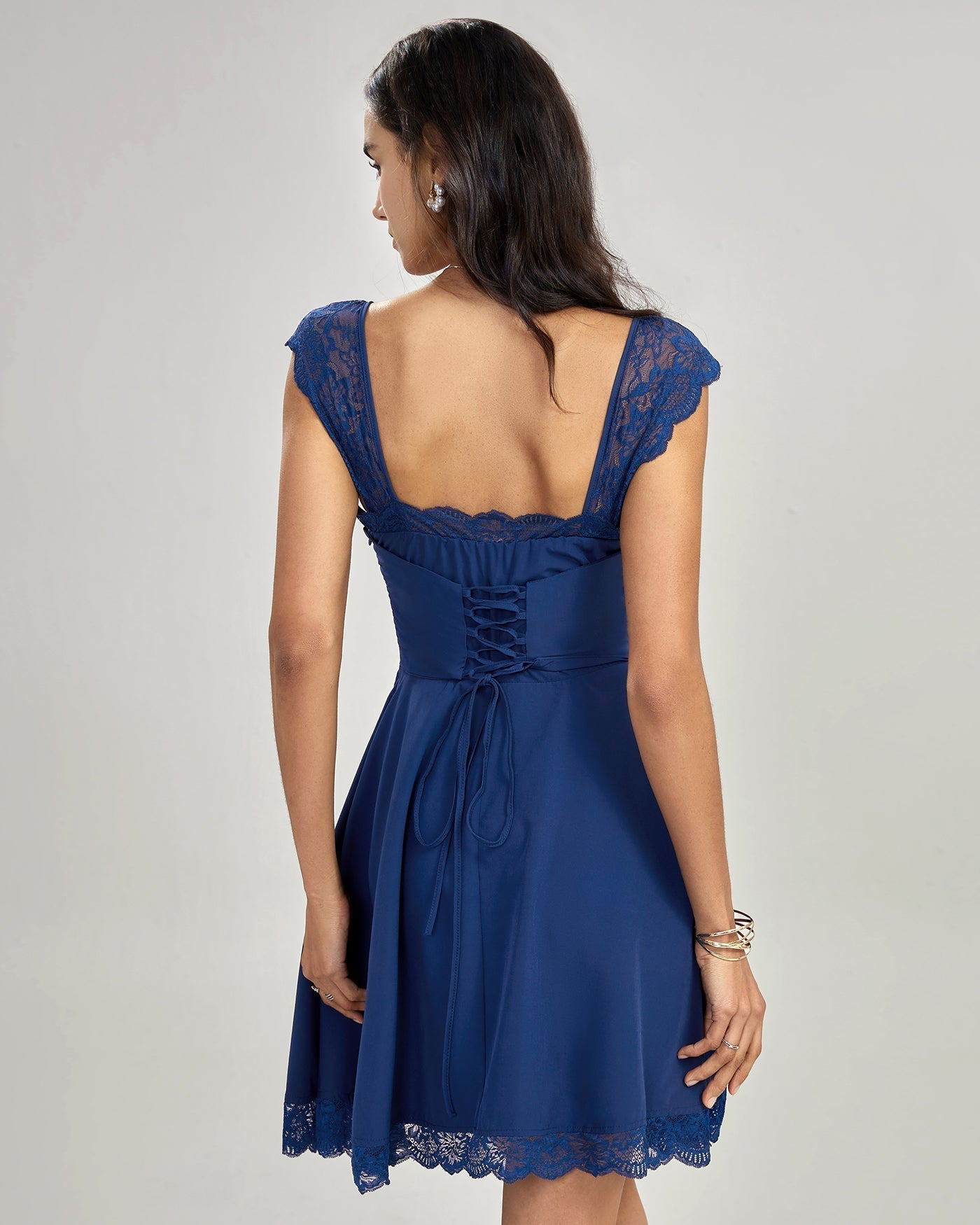 Léonie | Damen Spitzen-Minikleid – Blau
