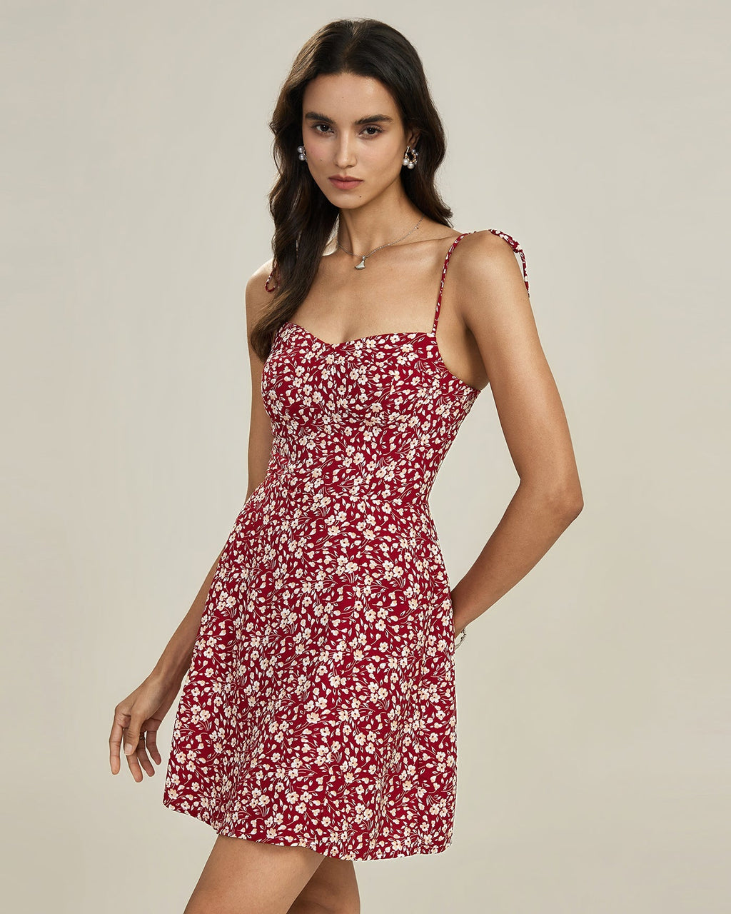 Mireya | Damen Floral-Minikleid mit Bindeträgern – Rot
